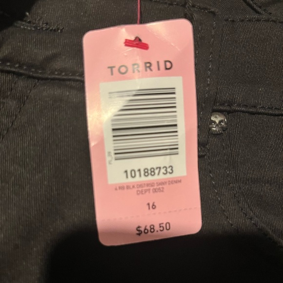 NWT torrid/Tripp nyc collab size 16 distressed black jeans - Picture 4 of 4